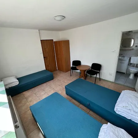 Kwatera prywatna GrzybowoPokoje *