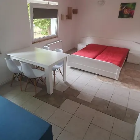 Grzybowo Pokoje Homestay Grzybowo (West Pomeranian)